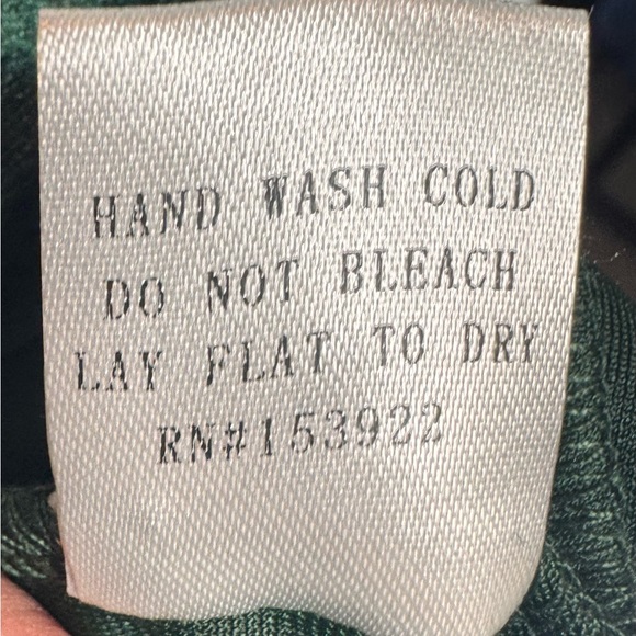 NWT- Elegant Green Velvet Dress- Size Medium - Picture 5 of 5